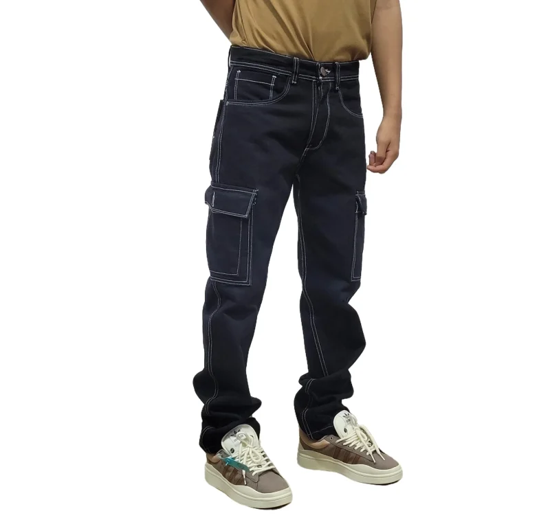 Jean Cargo negro remarcado para Hombre
