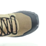 ON-ROCK-CAFE-STD_43 Botas On Cloud Rock verde militar, café con negro para hombre — impermeables, ligeras y cómodas, perfectas para trekking, caminatas urbanas o aventuras al aire libre.