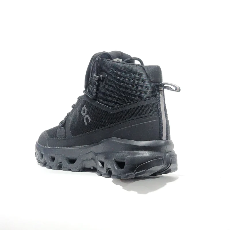 Botas On Cloudrock negras para hombre — impermeables, ligeras y cómodas, perfectas para trekking, caminatas urbanas o aventuras al aire libre. Venta en Colombia. Descuentos y ofertas explusivas.