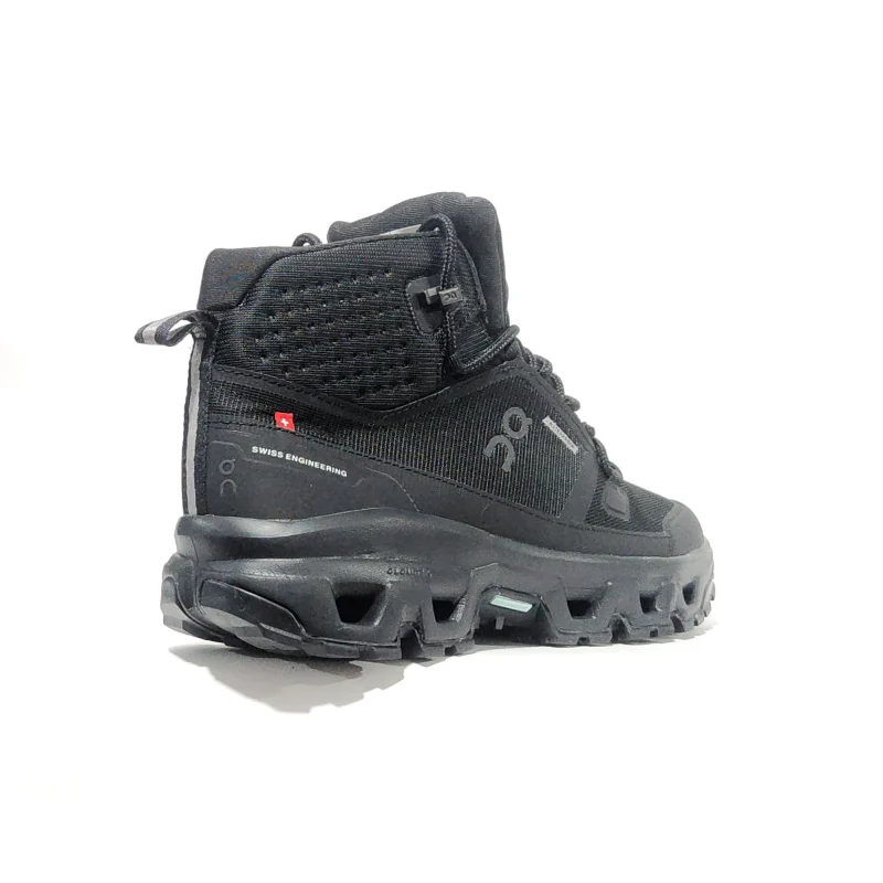 Botas On Cloudrock negras para hombre — impermeables, ligeras y cómodas, perfectas para trekking, caminatas urbanas o aventuras al aire libre. Venta en Colombia. Descuentos y ofertas explusivas.